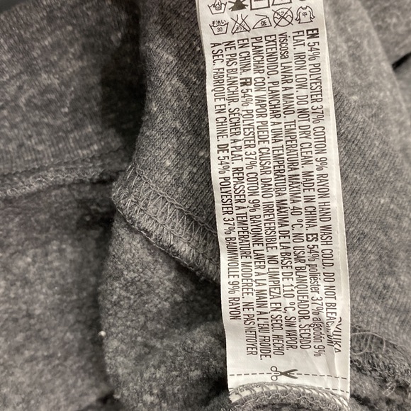 Forever 21 XXI Beverly Hills Crewneck Sweater - Medium - Picture 5 of 5